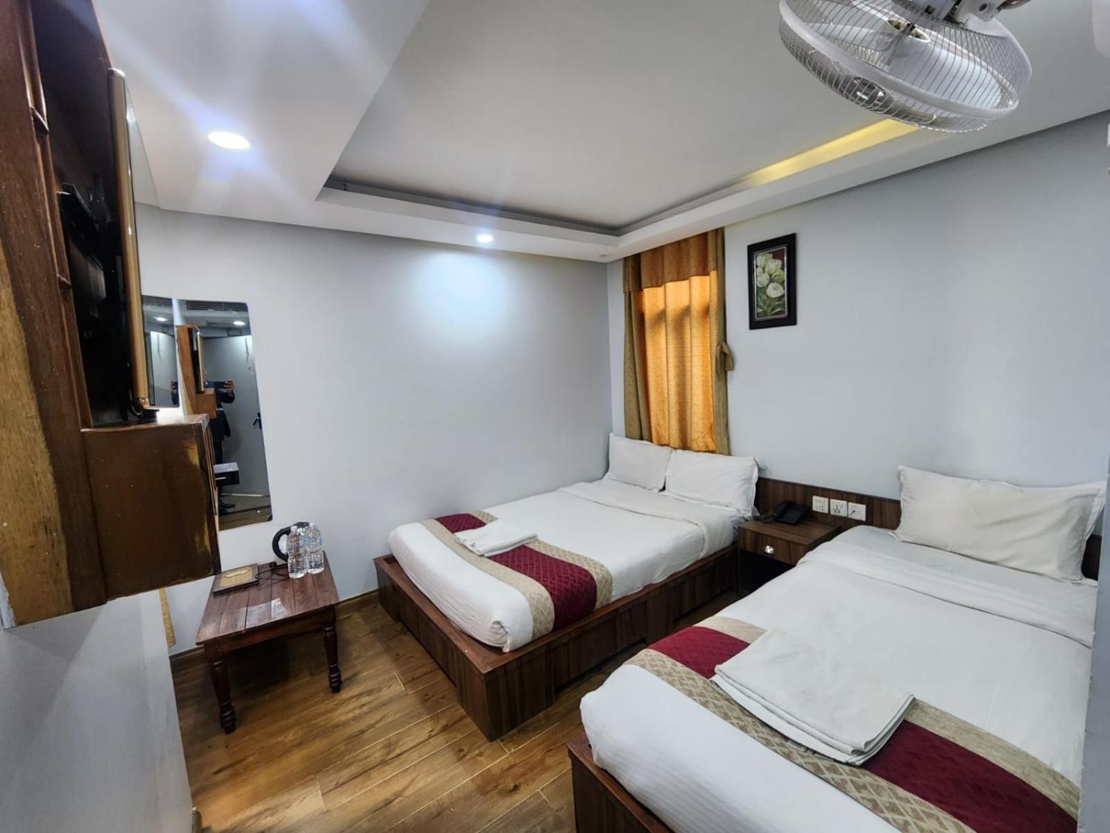 Hotel Kathmandu Inn Zewnętrze zdjęcie
